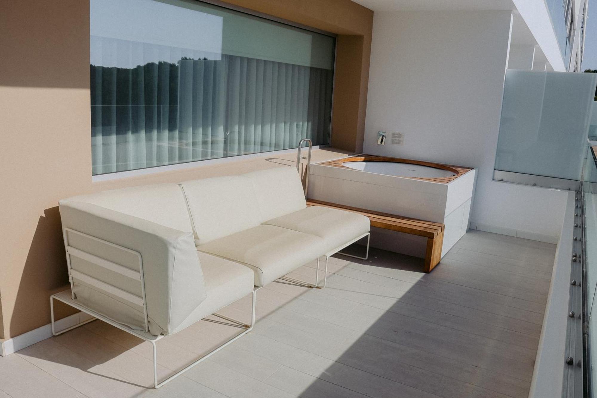 Hotel Cala Saona & Spa מראה חיצוני תמונה