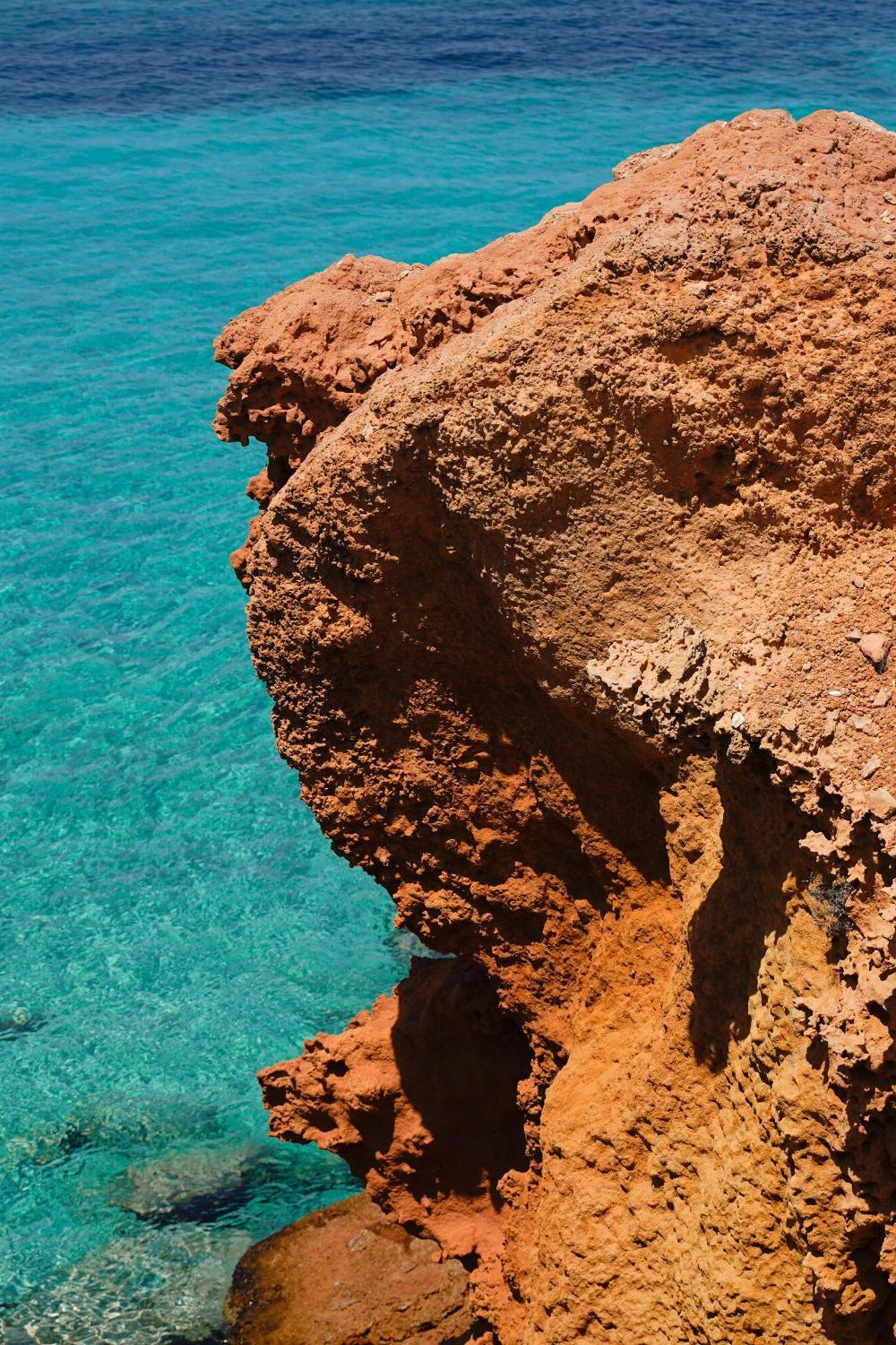 Hotel Cala Saona & Spa מראה חיצוני תמונה