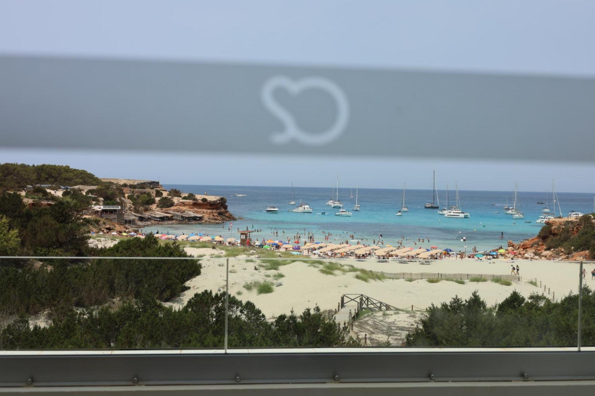 Hotel Cala Saona & Spa מראה חיצוני תמונה